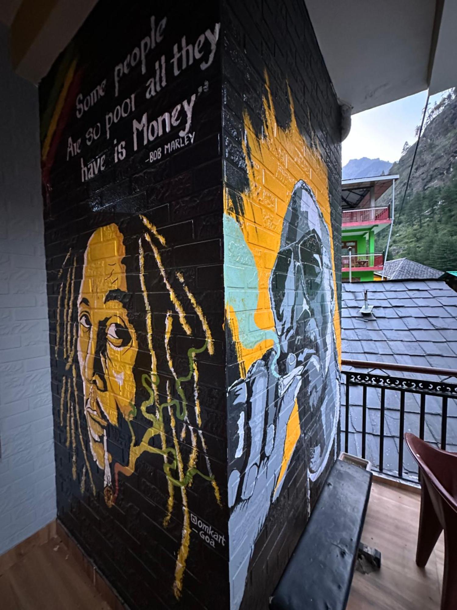 Pahadirovers Homestay & Cafe 卡索尔 外观 照片