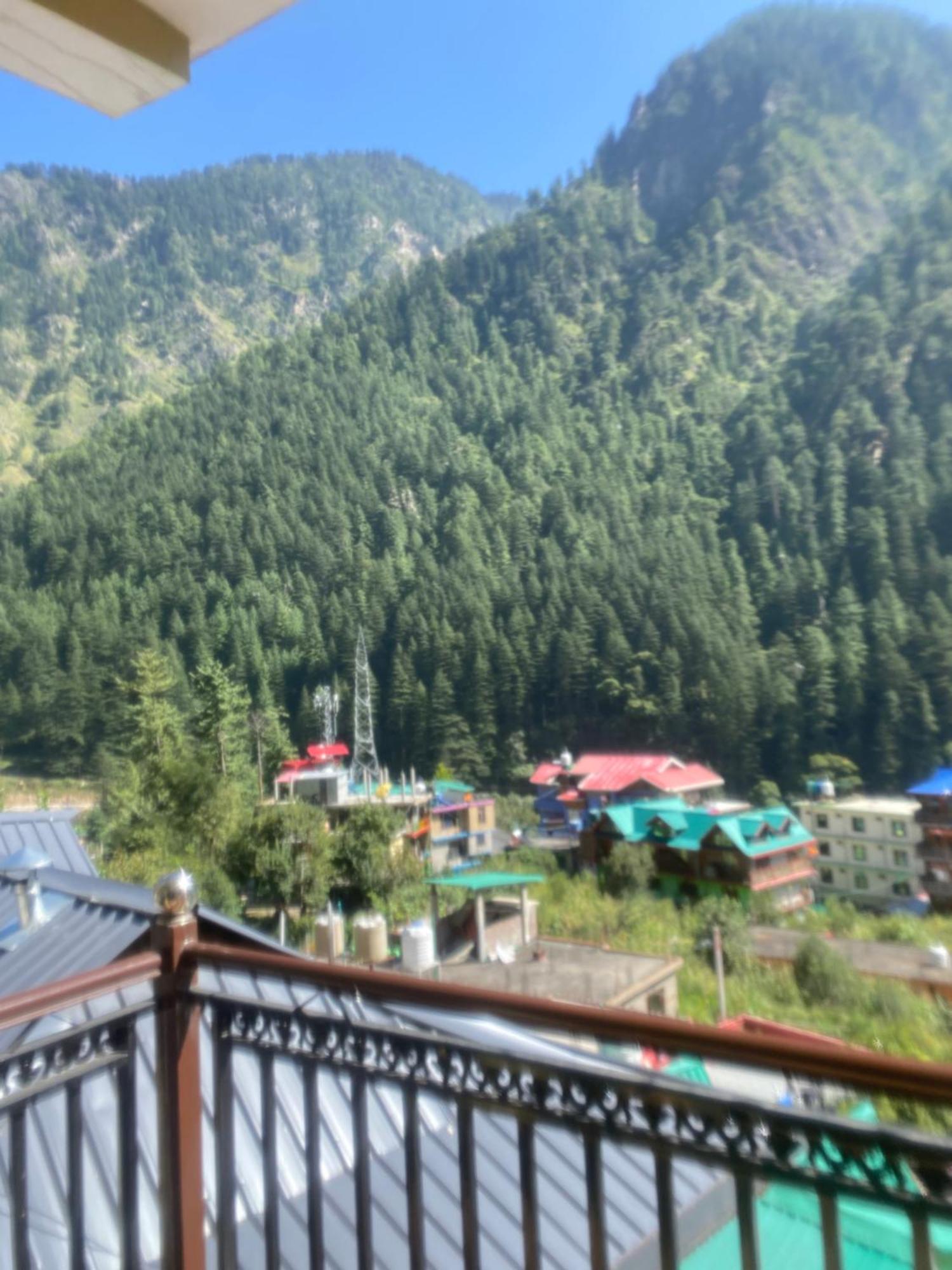 Pahadirovers Homestay & Cafe 卡索尔 外观 照片